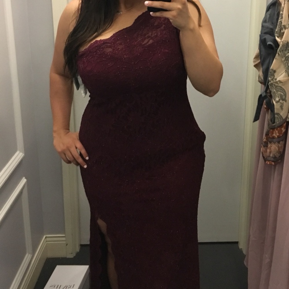 Size 16 one shoulder formal dress